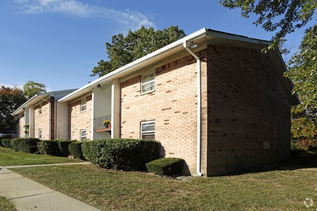 Building Photo - Tree Haven Rental