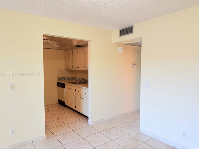 Photo - 850 SW 133rd Terrace Unit 416B