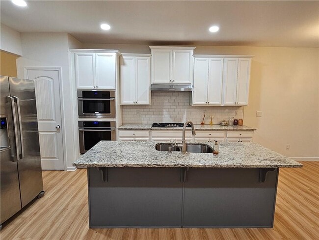 Photo - 650 Sunset Park Dr