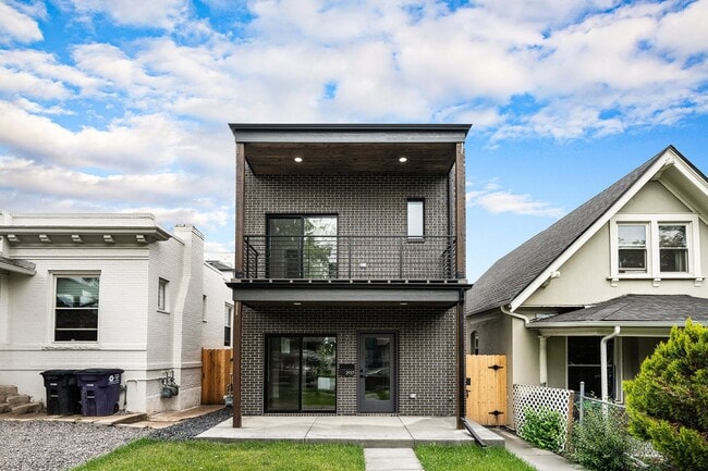 Building Photo - Back Duplex in Denver's Jefferson Park Nei... Rental
