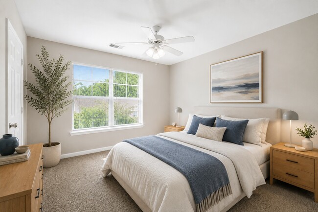 Plush bedroom carpeting - Hallmark at Columbia
