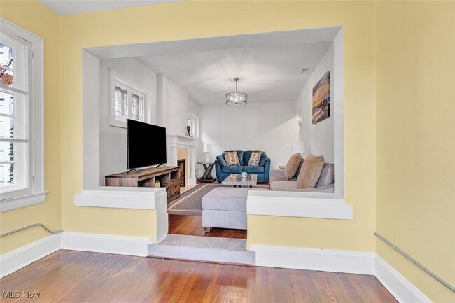 Photo - 2257 Grandview Ave Unit 3