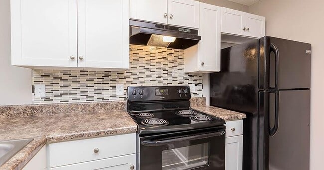 Photo - Bradford Pointe