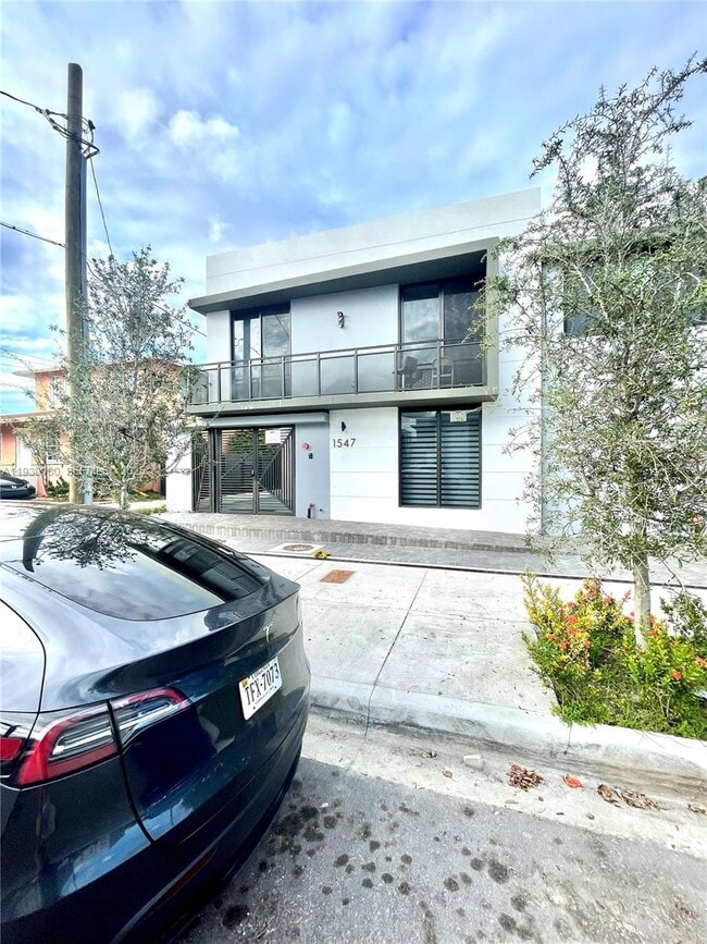 Photo - 1547 NW 2nd St Unit 105