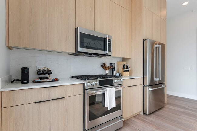 Photo - 738 N Milwaukee Ave Unidad ID1029581P