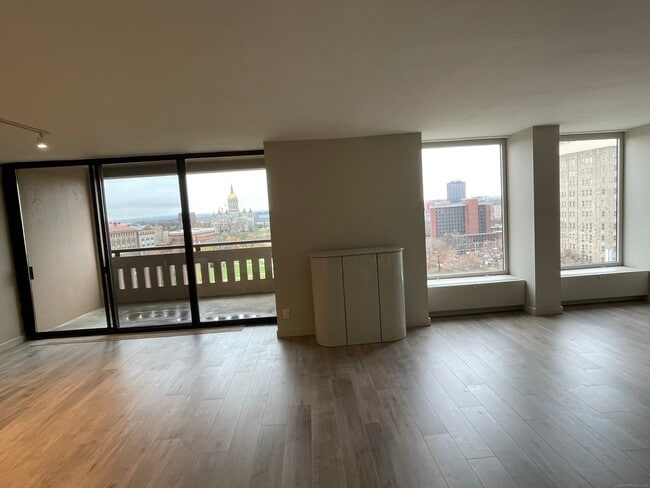 Photo - 1 Gold St Unit APT 13AB