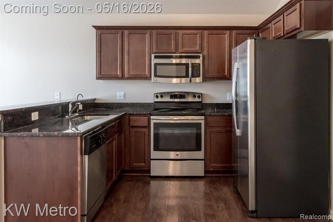 Photo - 49144 W Woods Dr