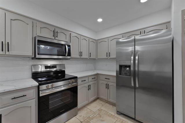 Photo - 6404 N Park Dr