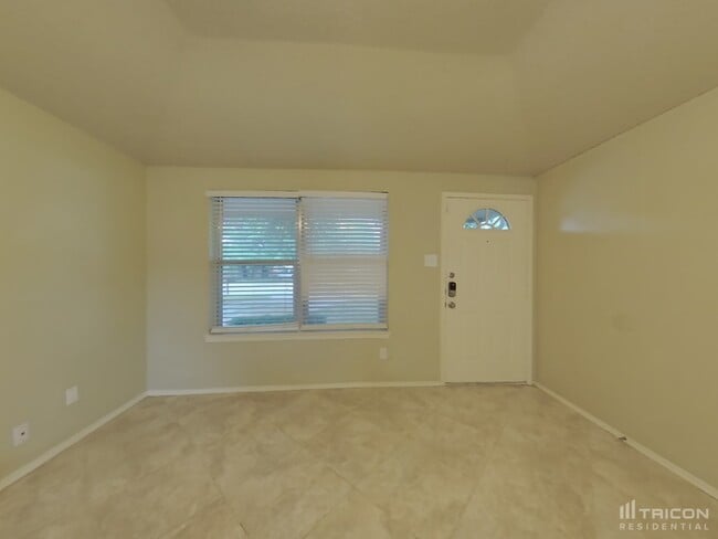 Photo - 4008 Segram Ct