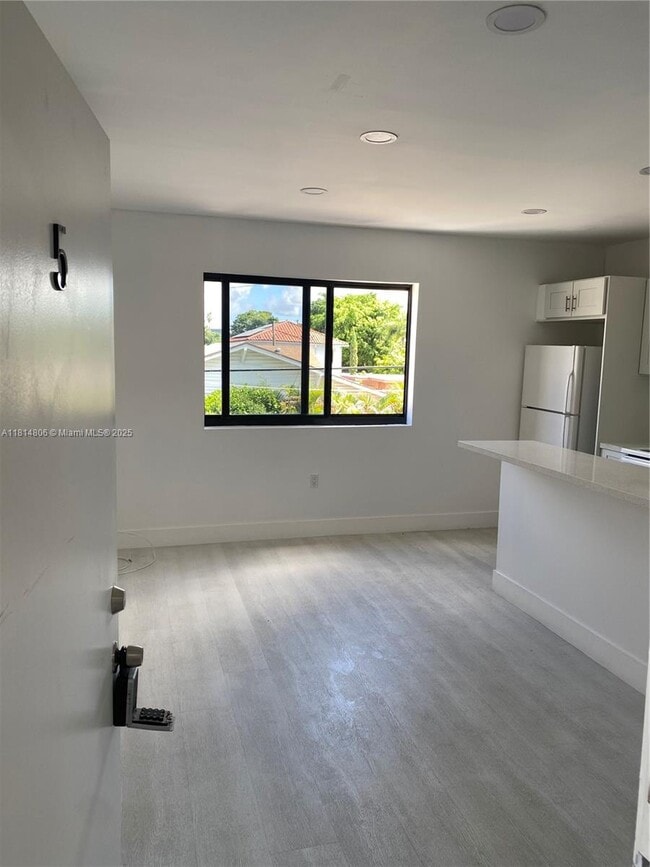 Photo - 1101 SW 12th Ct Unit 8