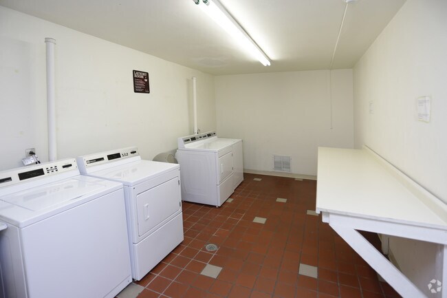 Bossen Park Apartments