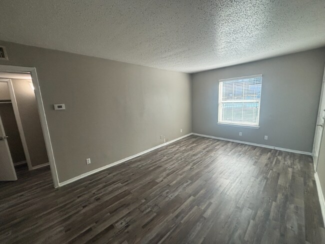 Photo - 531 Bedford Rd Unidad 218