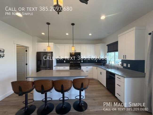 Photo - 3621 Sparrow Ln