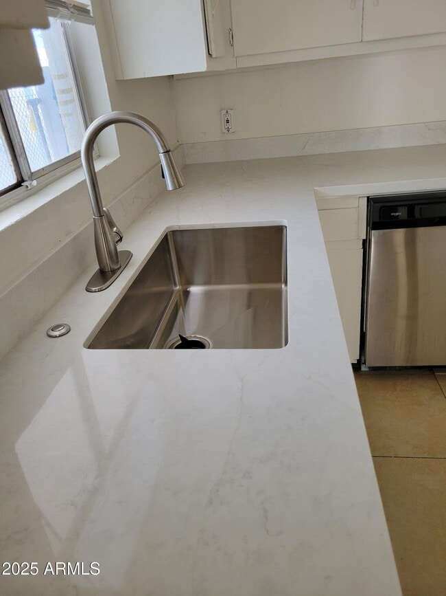 Photo - 2138 E Turney Ave