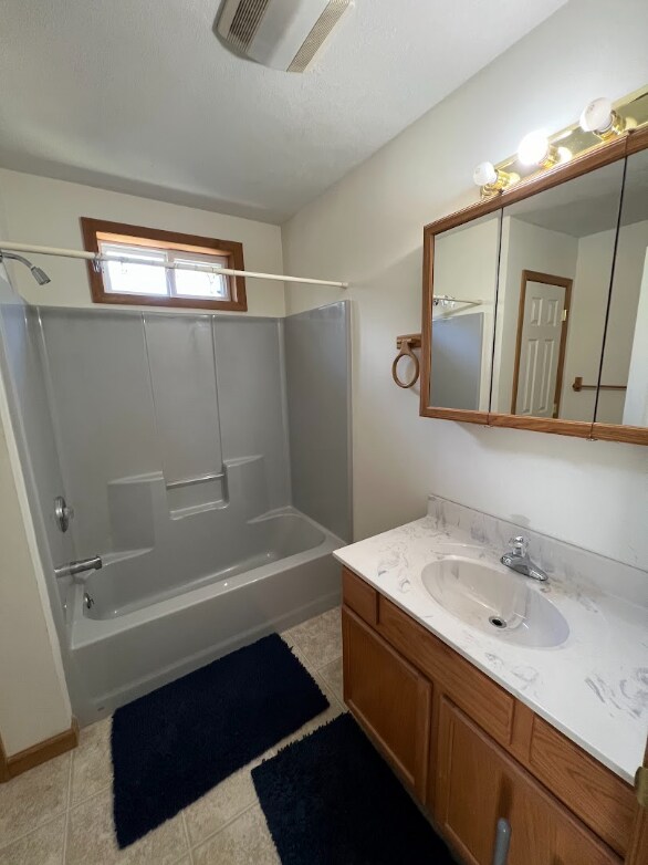 Photo - 23 Tennyson Cir