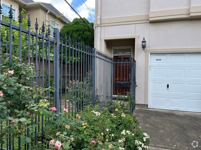 Building Photo - 6855 Bellgreen Dr Rental