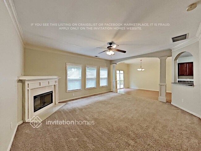 Photo - 408 Sheila Wy