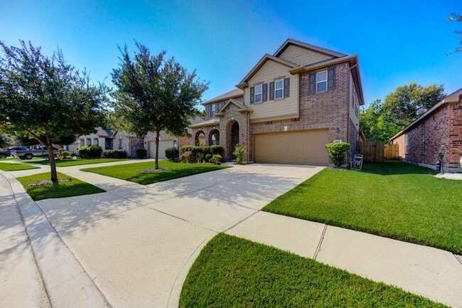 Photo - 5918 Rivergrove Bend Dr