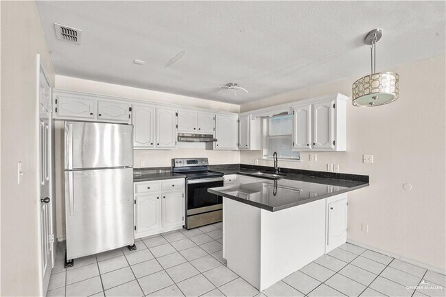 13 Oasis Dr Unidad 202