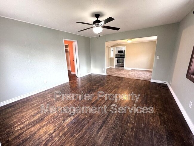 Photo - 427 Miles Ave