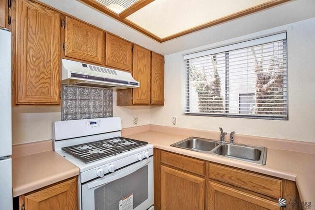 Photo - 1414 W Santa Maria Way