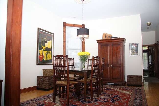 Photo - 857 W Newport Ave Unit 3