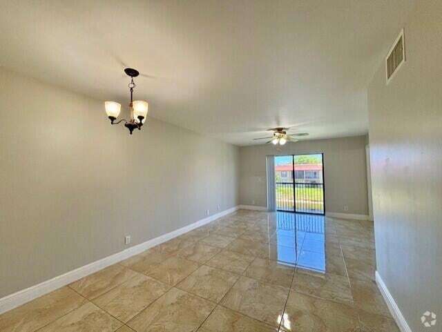 Building Photo - 21905 Lake Forest Cir Unit 204 Rental