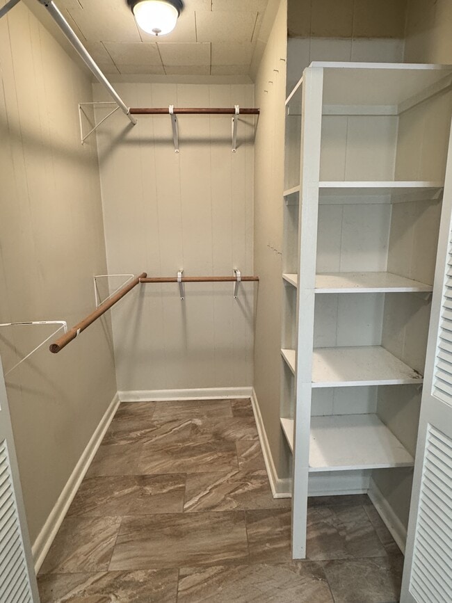 Building Photo - 2316 Mire Hwy