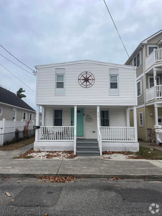 Building Photo - 148 W Burk Ave Unit Top floor Rental