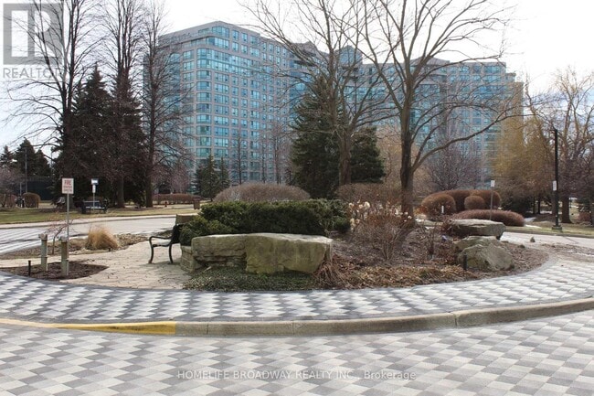 Photo - 7905 Bayview Ave Unité 722