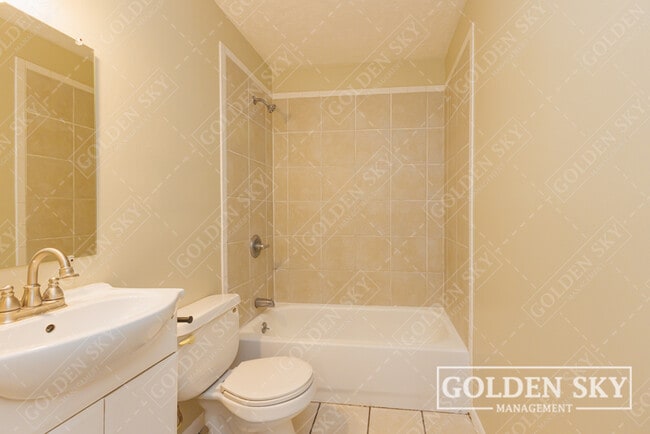 Photo - 9912 Washington St