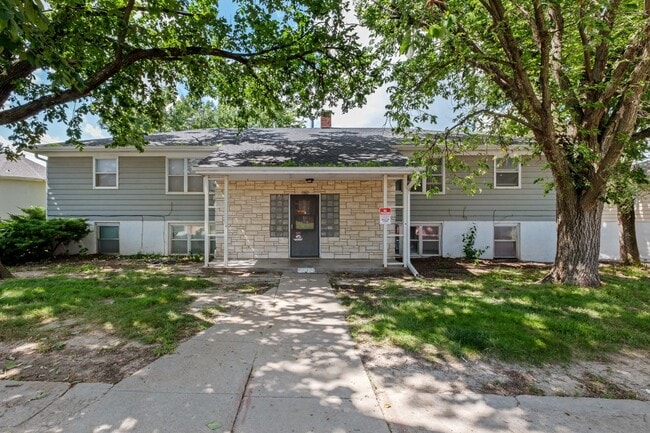 Building Photo - 609 Oak St Unit 609 OAK-4 Rental