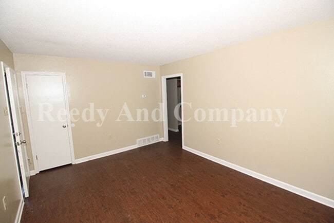 Photo - 5197 Chantilly Dr