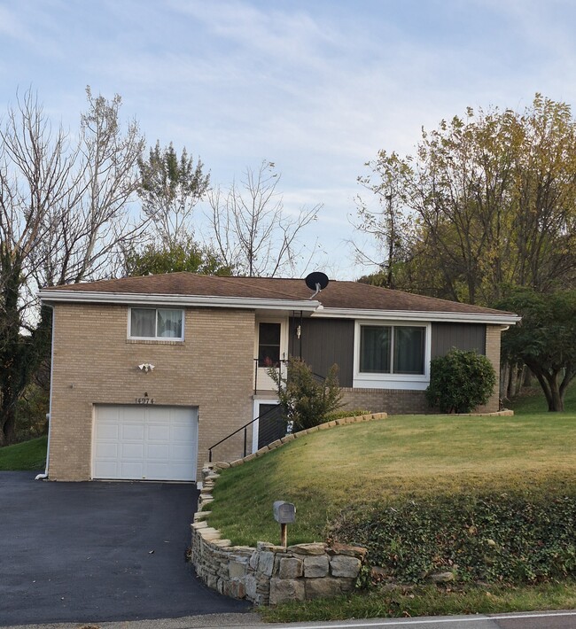 Building Photo - 4974 PA-982 Unit Everlasting