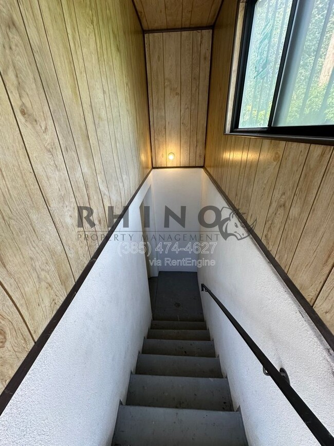 Photo - 825 W Arapahoe Ave Unit B