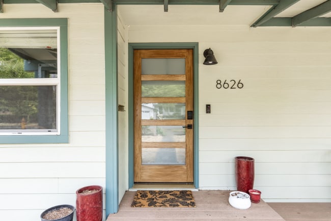 Photo - 8626 13th Ave SW