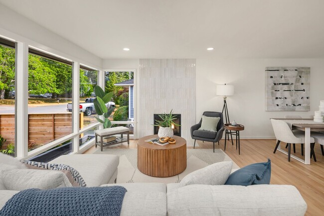 Photo - Bitter Lake - Broadview Home