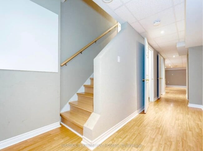 Photo - Basement Apartment in Maple, ONT Unit Basement Apartment