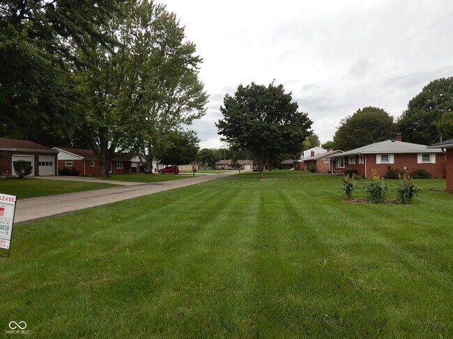 Photo - 178 Easy St House