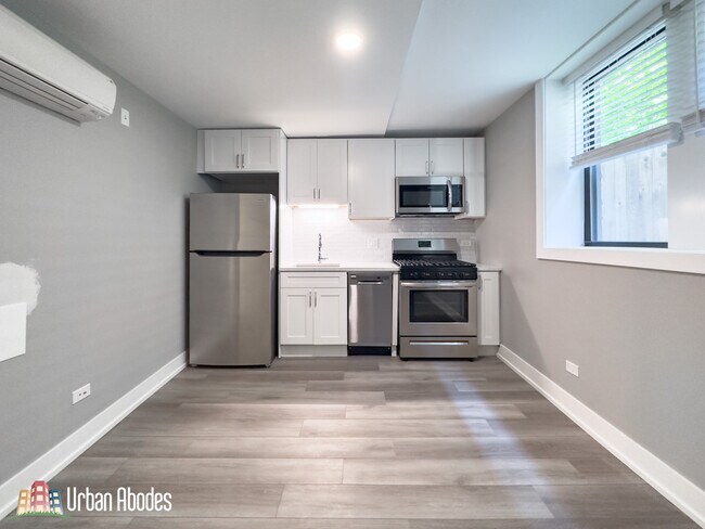 Photo - 3935 N Janssen Ave Unit M11G