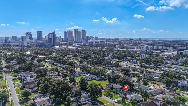 Photo - 1324 W Nassau St