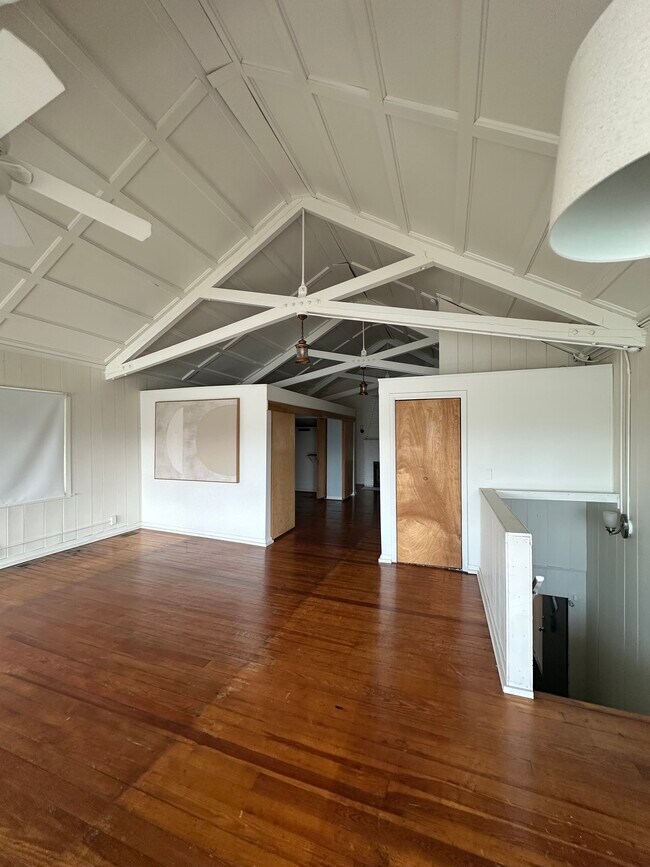 Photo - 852 Beach Rd