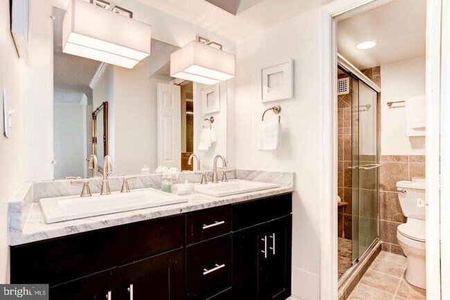 Photo - 1239 Vermont Ave NW Unit 805