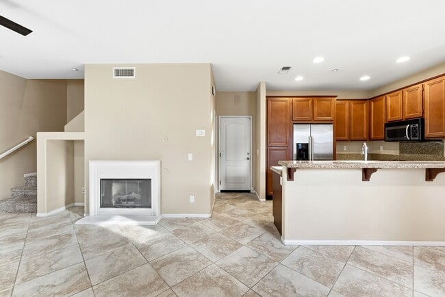 Photo - 2174 Desert Hare Ct Unit 105