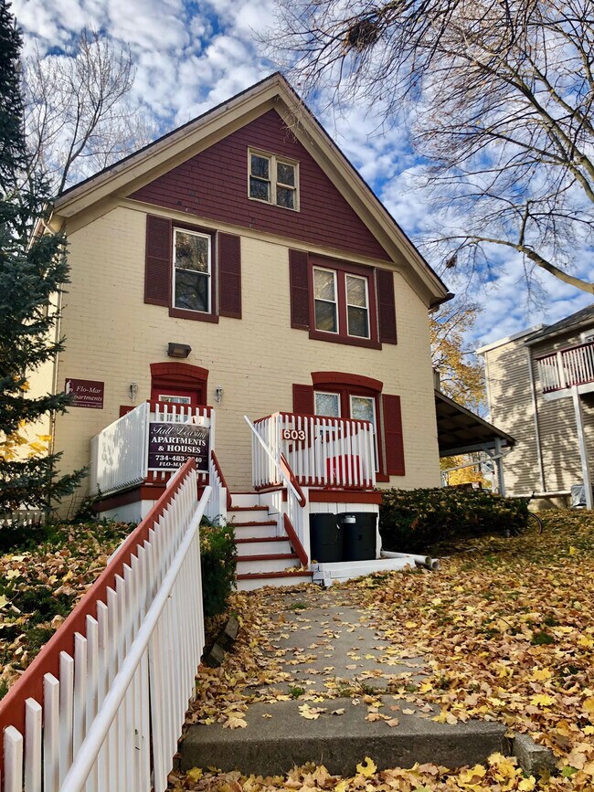 Photo - 603 Washtenaw Ave Unidad 3