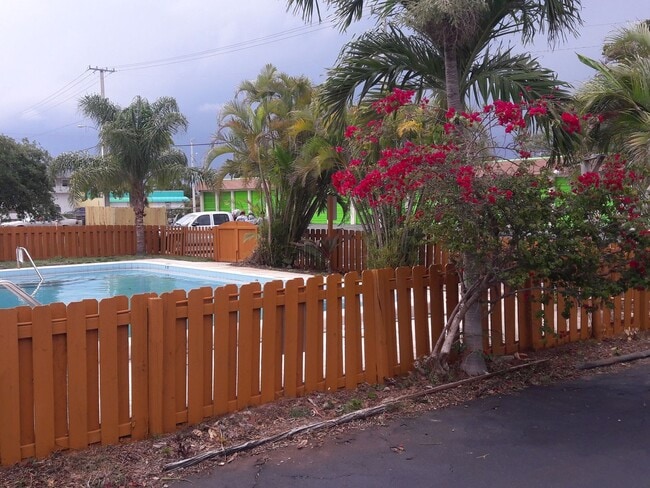 Photo - 100 NE 9 St Pompano Beach, FL 33060