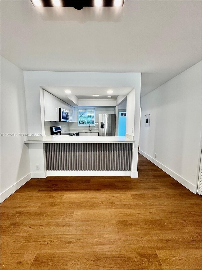 Photo - 1460 SW 24th Ct Unit 1