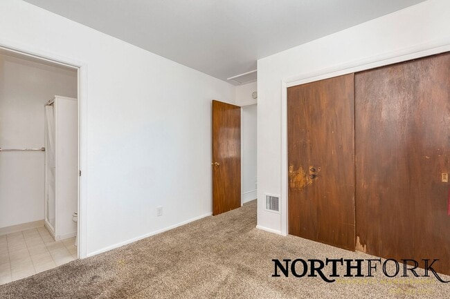 Photo - 615 Dearborn St Unit #3