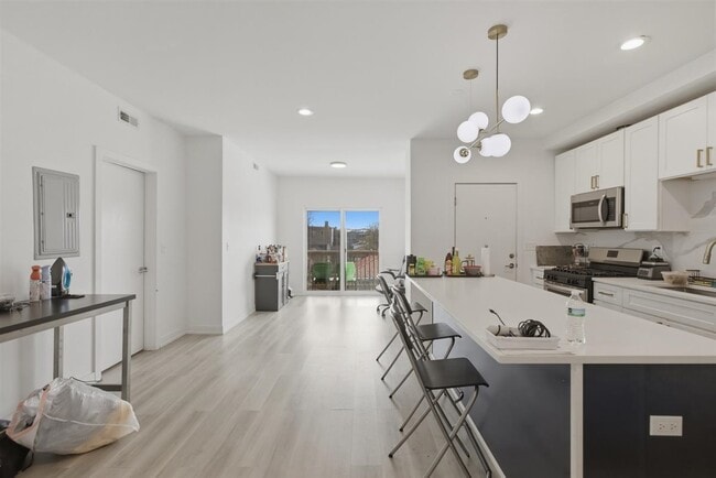 Photo - 4939 N St Louis Ave