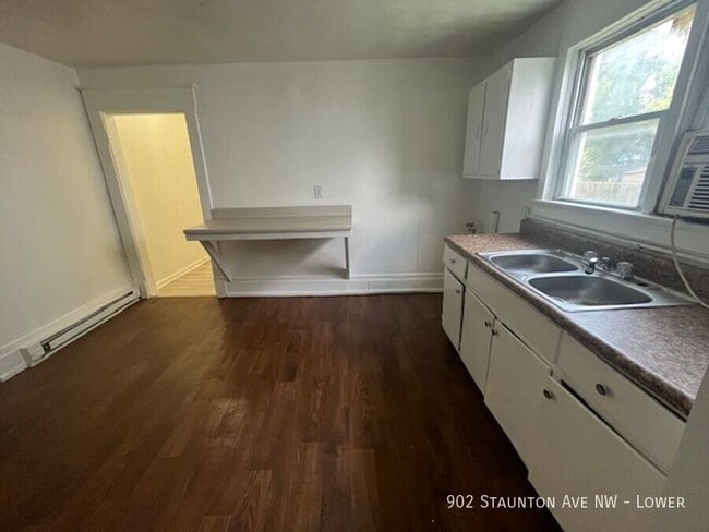 Photo - 902 Staunton Ave NW Unit Lower